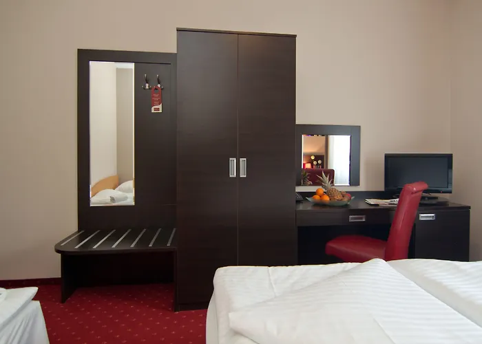 Hotel Savoy 3*