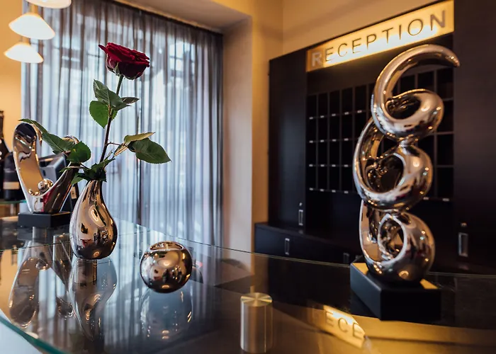 Savoy Hotel 3*